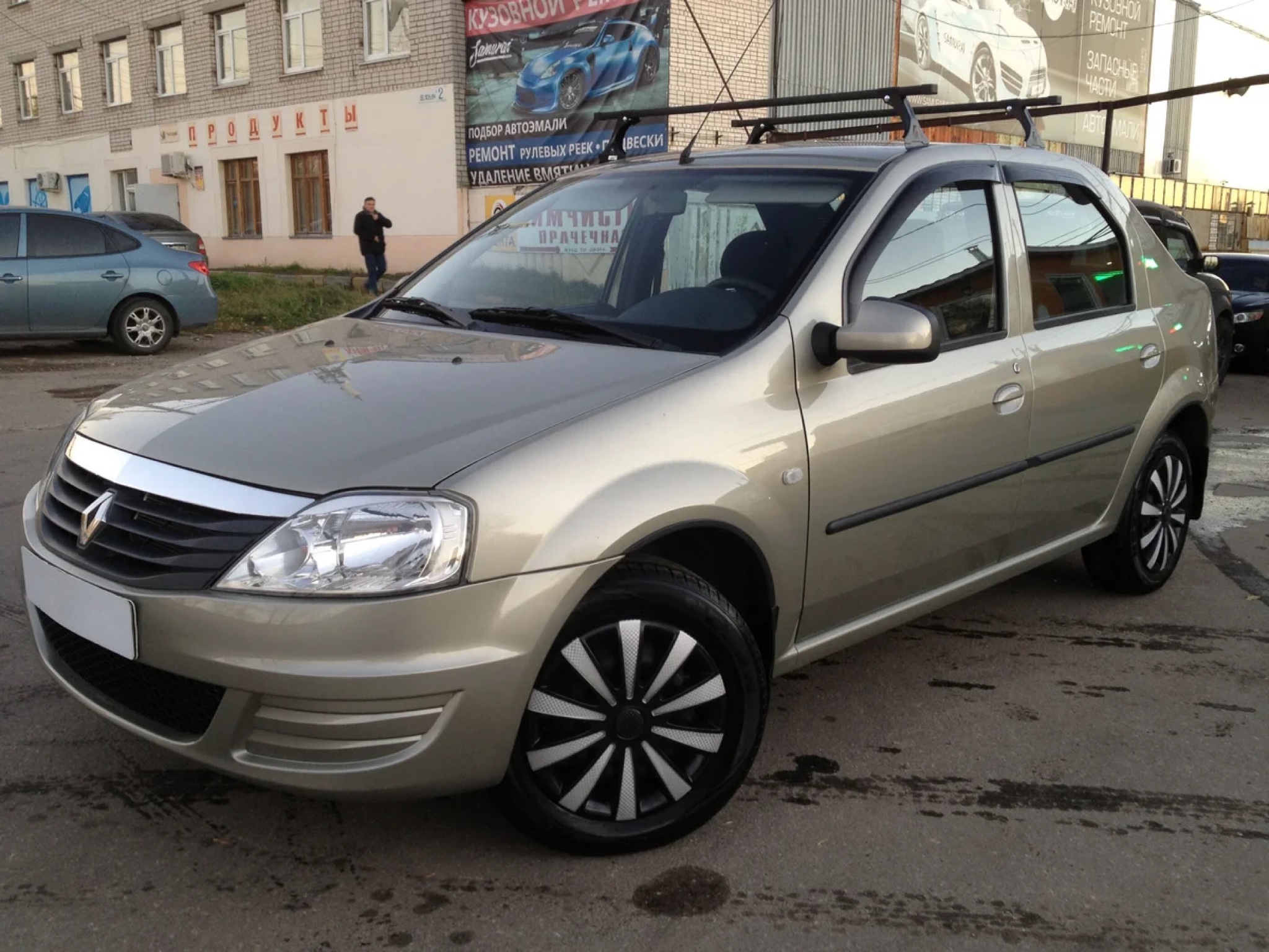 Взять в аренду Прокат Renault Logan 2011-2013 год или аналог в КМВ