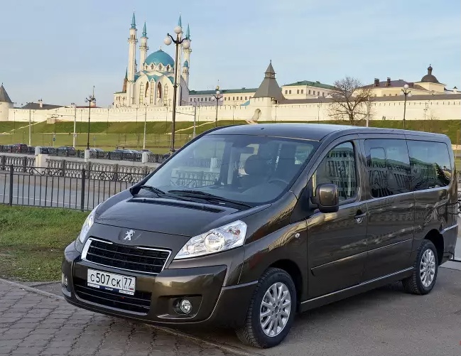 Минивэн Peugeot Expert 8 мест в Казани, Россия