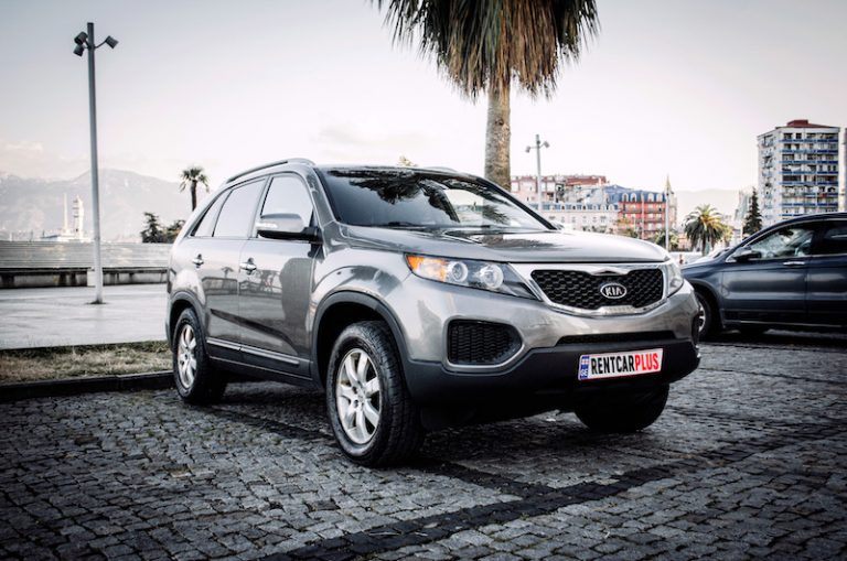 KIA Sorento 3.5L или аналог в Батуми, Грузия