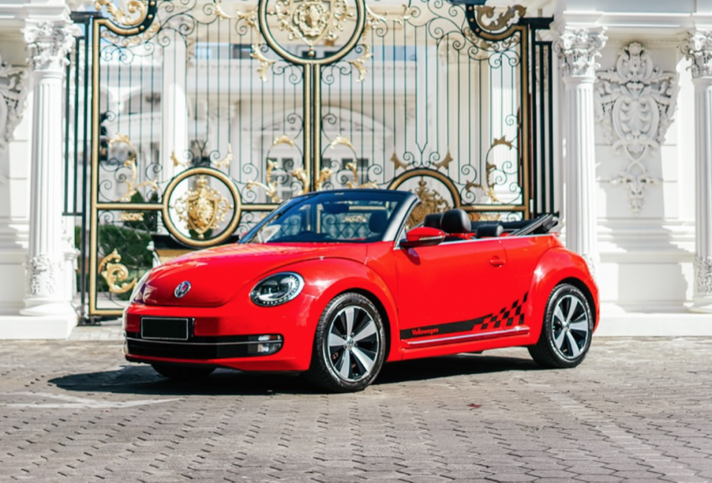 VW Beetle Red Cabriolet 2020 на Бали
