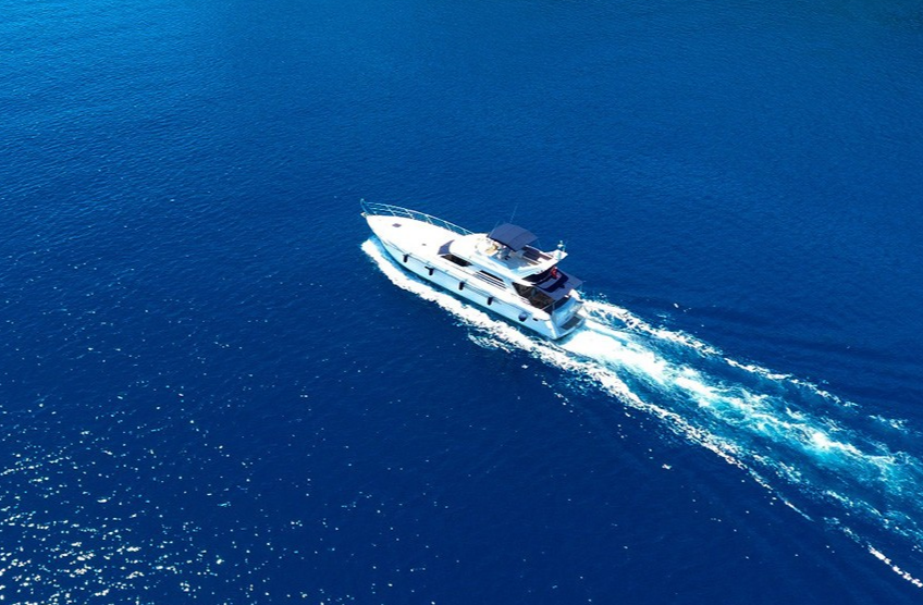 Яхта SAHRET в Кемере, Турция