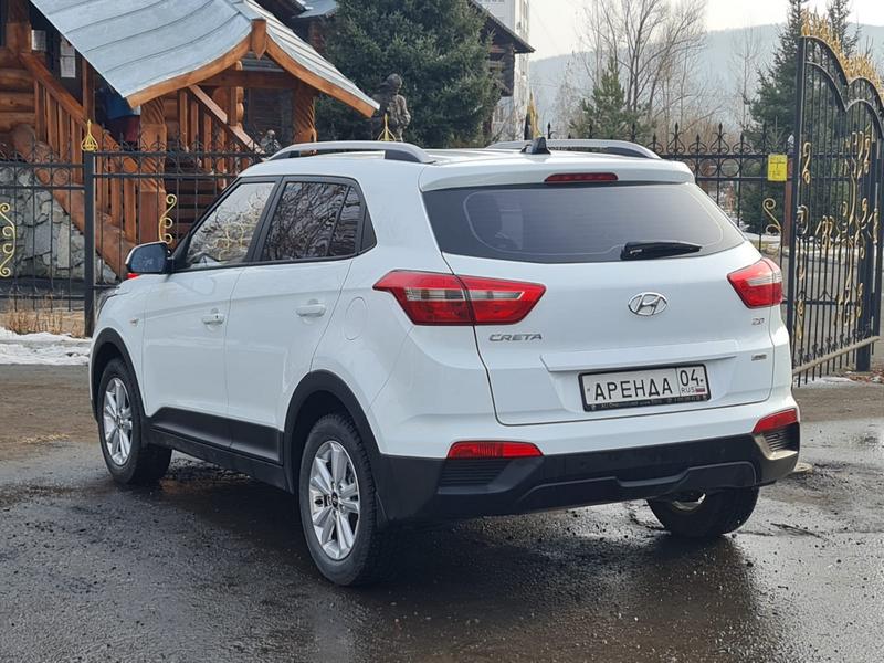 Hyundai Creta (белый) 2021-2023 год или аналог в Горно-Алтайске, Россия