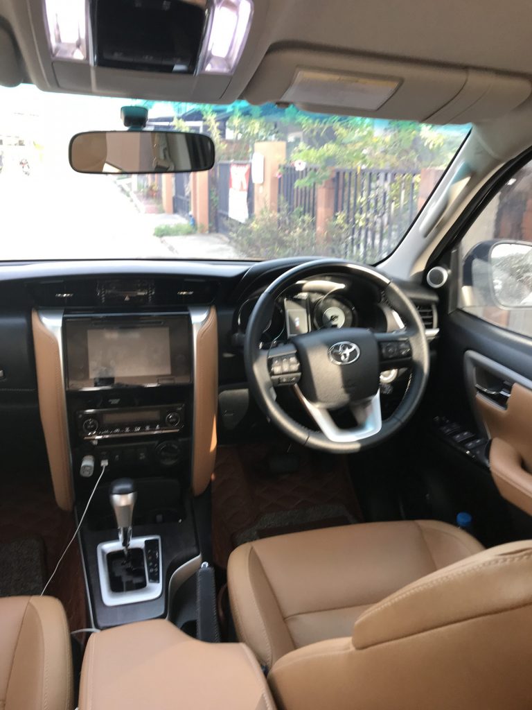 Toyota Fortuner 7 мест 2017-2021 или аналог на Пхукете, Таиланд