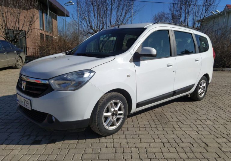 Dacia Lodgy 7 местная 2018-2020 или аналог в Турции