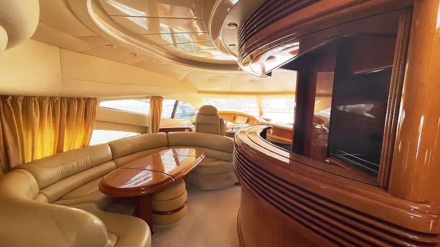 Яхта Azimut 68 Princess в Дубаи, ОАЭ