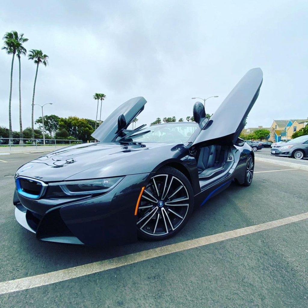 BMW I8 2020 roadster в Лос Анджелесе, США