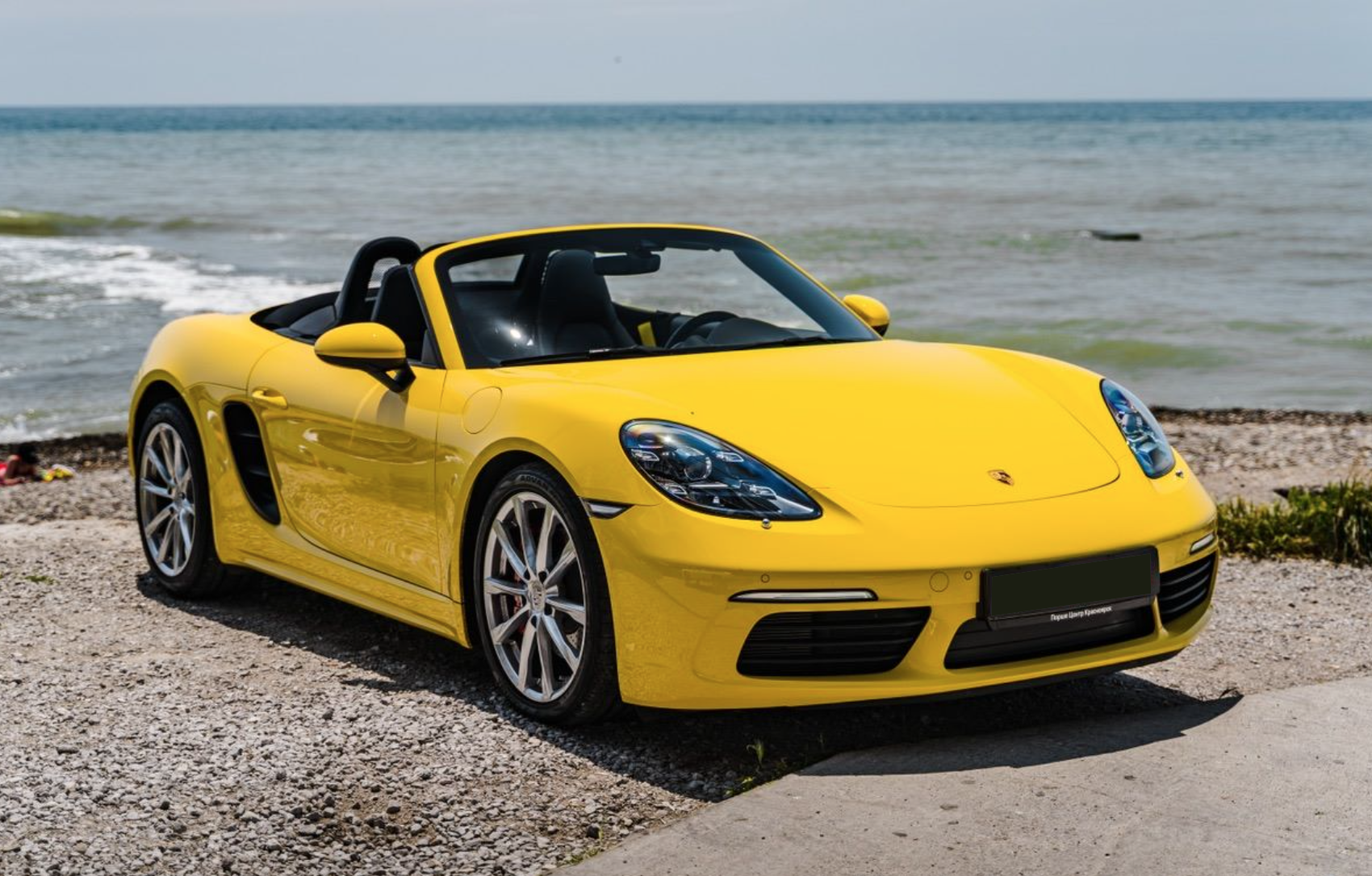 Взять в аренду Porsche Boxster S кабриолет 2020 в Сочи, Россия