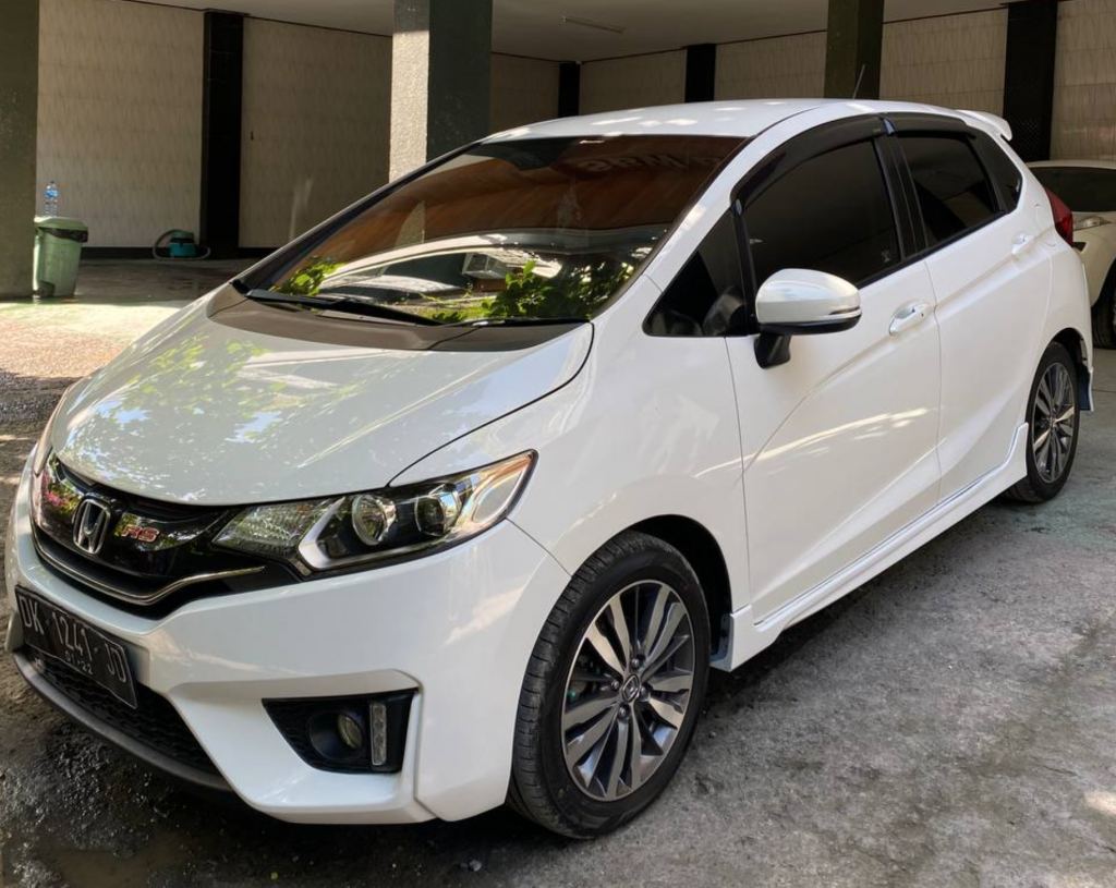 Honda Jazz автомат 2019-2022 или аналог в Денпасаре, Бали