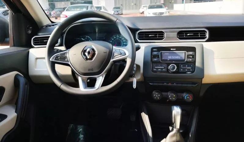Renault Duster 2020-2023 год или аналог в Дубаи, ОАЭ