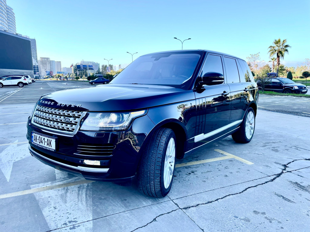 2016 Range Rover в Батуми, Грузия