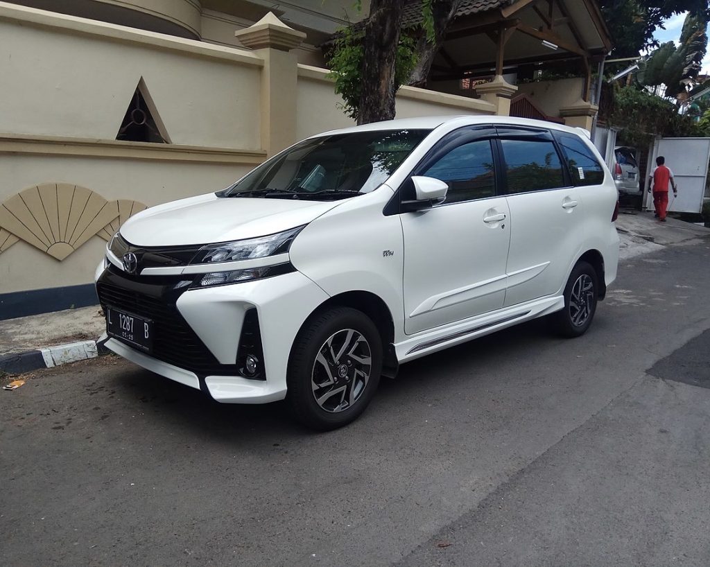Toyota Avanza автомат 2019-2022 или аналог в Денпасаре, Бали