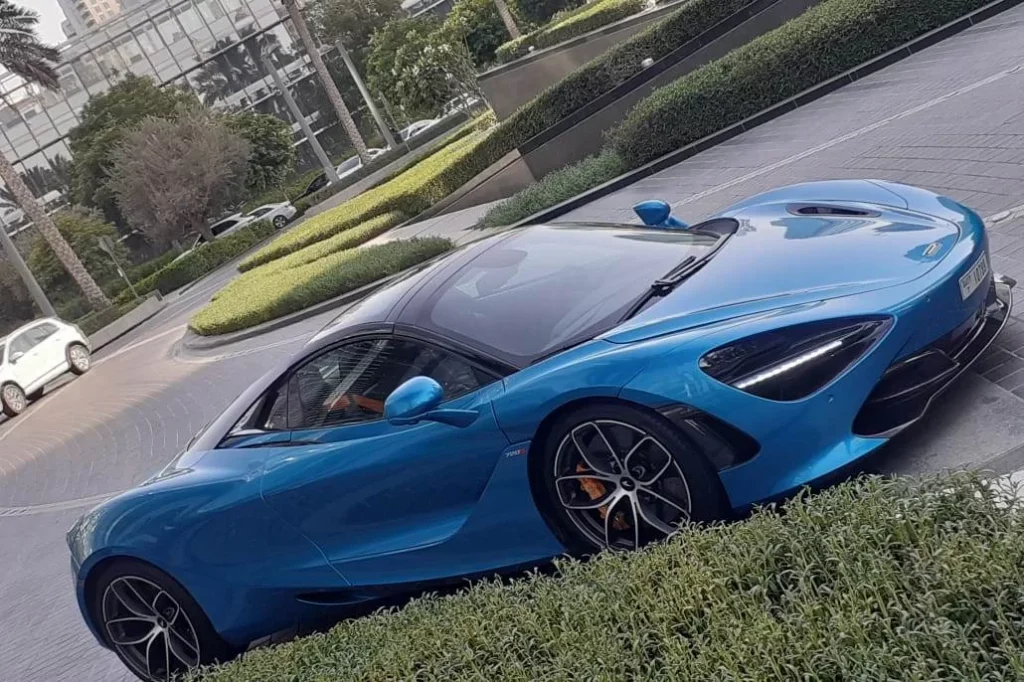 MC LAREN 720S BLUE в Дубаи, ОАЭ