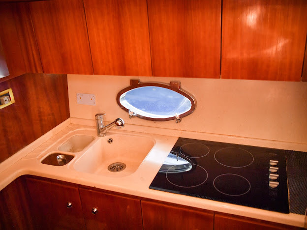 Моторная яхта Azimut 54 на Пхукете, Таиланд