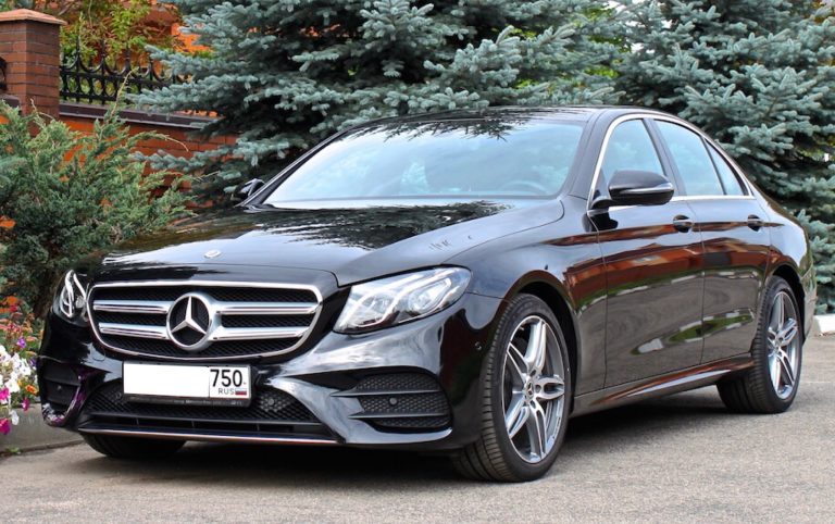 Mercedes-Benz E200d или аналог в Москве