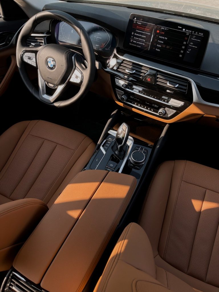 BMW 5-Series 520d Executive 2022 в Калининграде