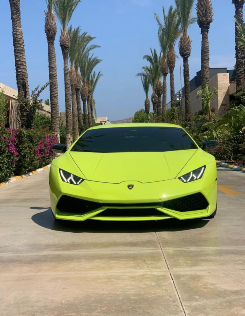 Взять в аренду LAMBORGHINI HURACAN в Бодруме, Турция