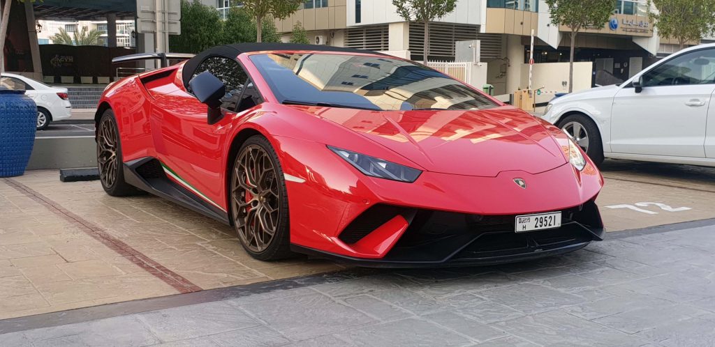 Lamborghini Huracan Perfomante в Дубаи, ОАЭ