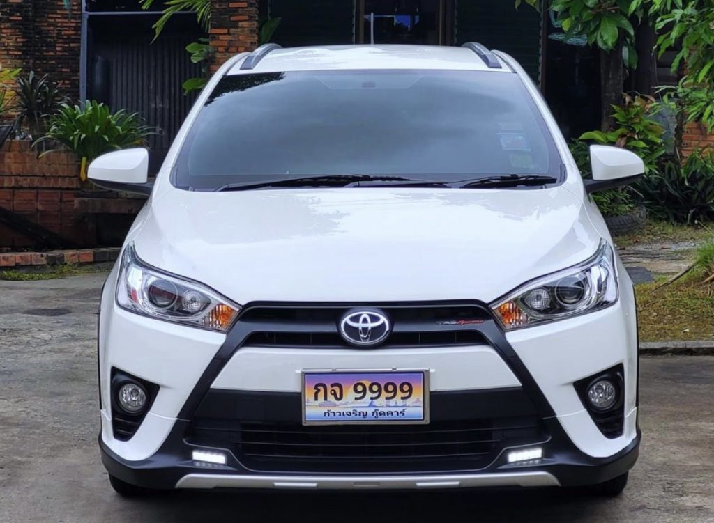 Toyota Yaris хэтчбек автомат 2018-2020 или аналог на Пхукете, Таиланд