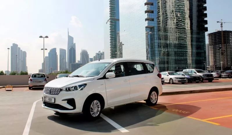 Suzuki Ertiga 2020-2023 год, 7 мест или аналог в Дубаи, ОАЭ