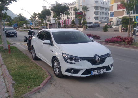 Renault Megane или аналог в Кемере, Турция