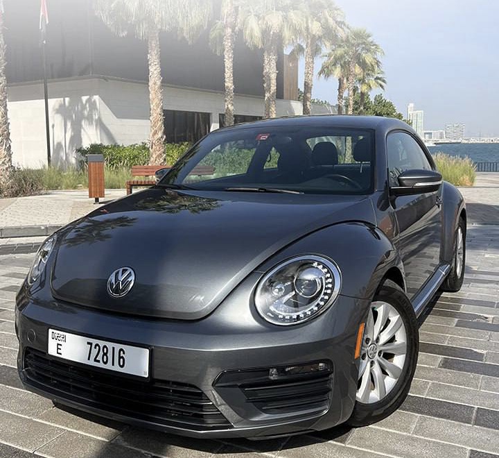 Volkswagen Beetle 2020-2022 в Дубаи, ОАЭ
