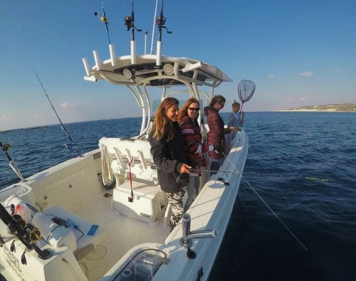 Рыболовный катер Wellcraft на Кипре в Лимассоле