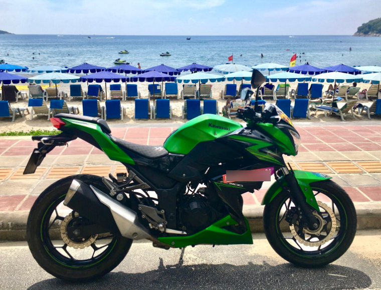 Мотоцикл KAWASAKI Z300 на Пхукете, Таиланд