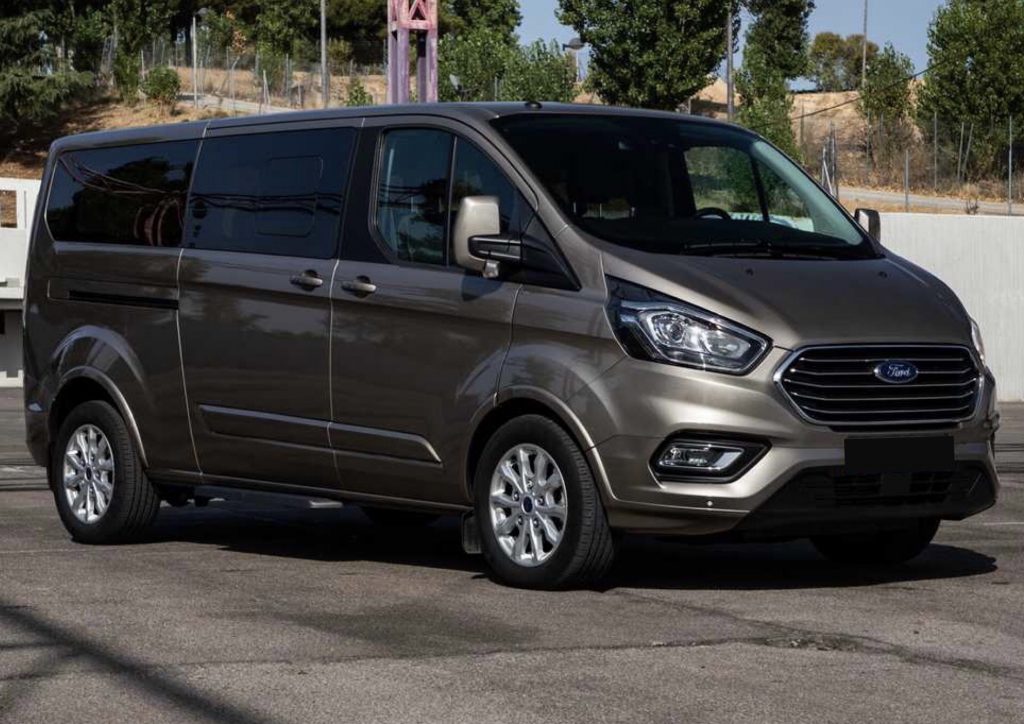 Ford Tourneo 2017-2021 год или аналог в Ереване, Армения