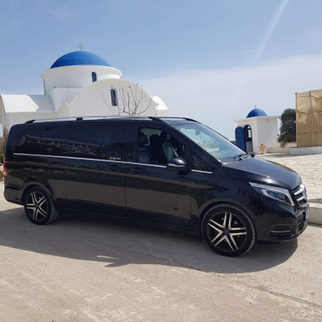 Mercedes Benz VITO Tourer с водителем на Кипре