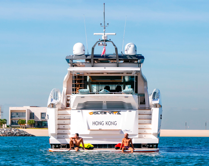 Яхта DOLCE VITA 105 FEET в Дубаи, ОАЭ
