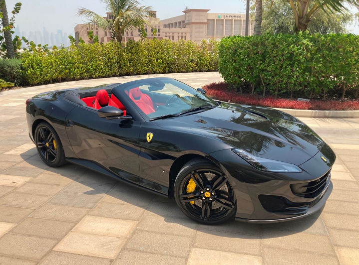 Ferrari Portofino в Дубаи, ОАЭ