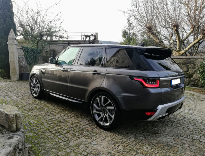 Range Rover Sport 2021 HSE Hybrid в Лиссабоне, Португалия