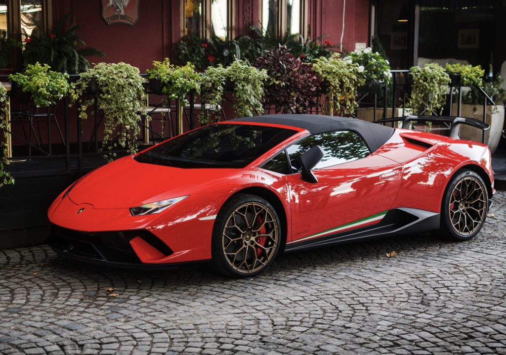 Lamborghini Huracan Spyder в Лиссабоне, Португалия