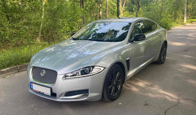 Jaguar XF или аналог в Кишиневе, Молдавия