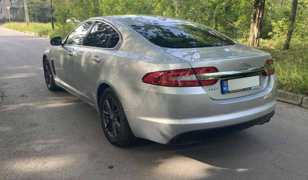 Jaguar XF или аналог в Кишиневе, Молдавия