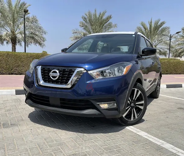 Nissan Kicks blue 2020-2023 год или аналог в Дубаи, ОАЭ