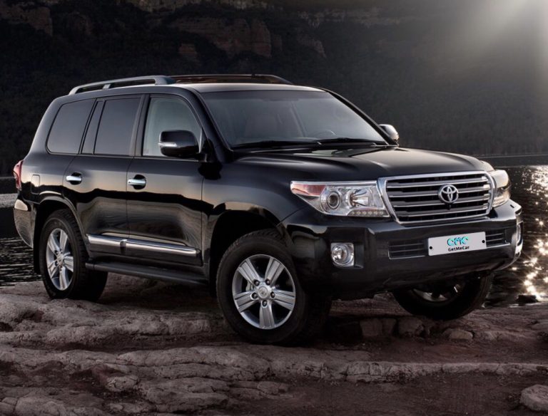 TOYOTA LAND CRUISER 200 2009-2012 год или аналог в Иркутске