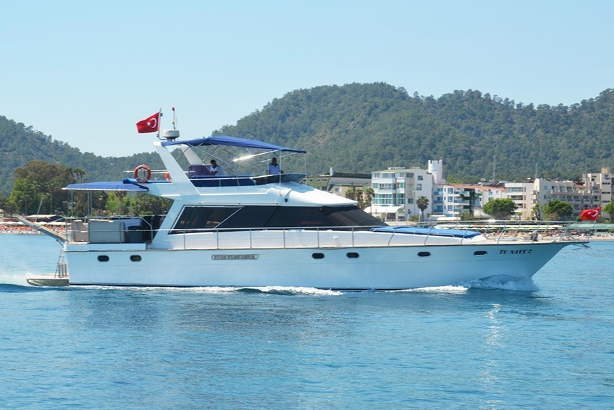 Яхта TU NAVY 2 в Кемере, Турция