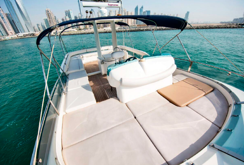 Яхта FAIRLINE 64 FEET в Дубаи, ОАЭ