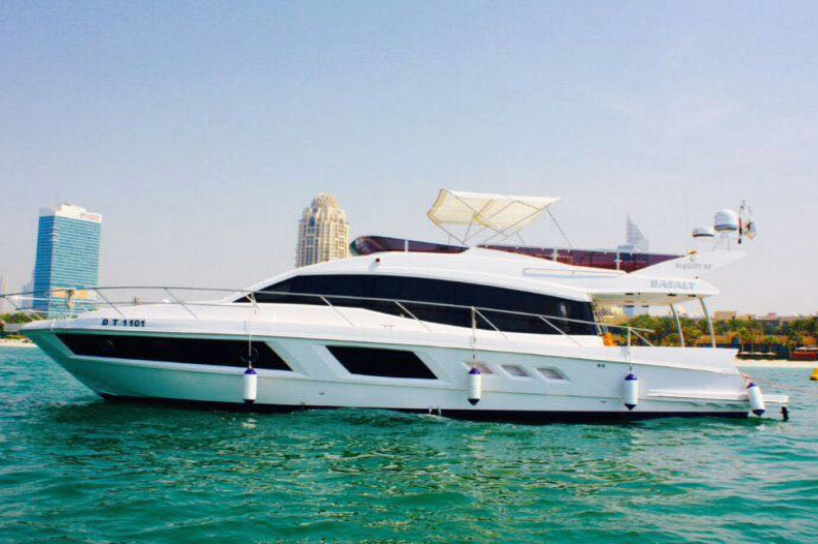 Яхты MAJESTY 48 FEET в Дубаи, ОАЭ