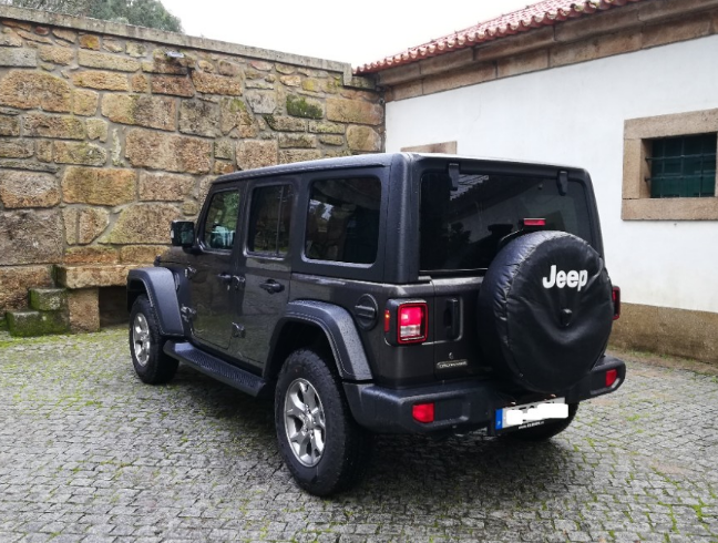 Jeep Wrangler 4×4 Cabrio в Фару, Португалия