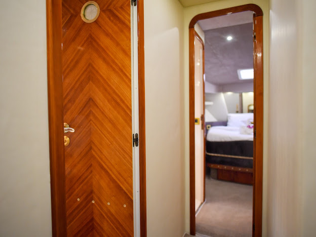 Моторная яхта Azimut 54 на Пхукете, Таиланд