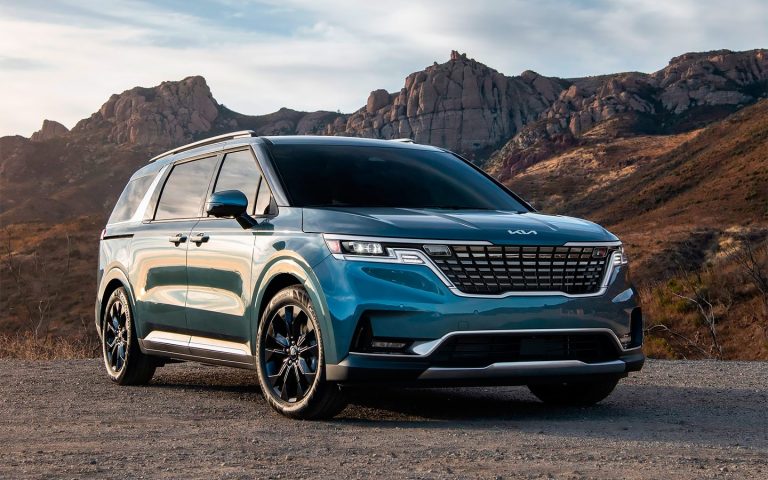 KIA Carnival или аналог в Дубаи, ОАЭ