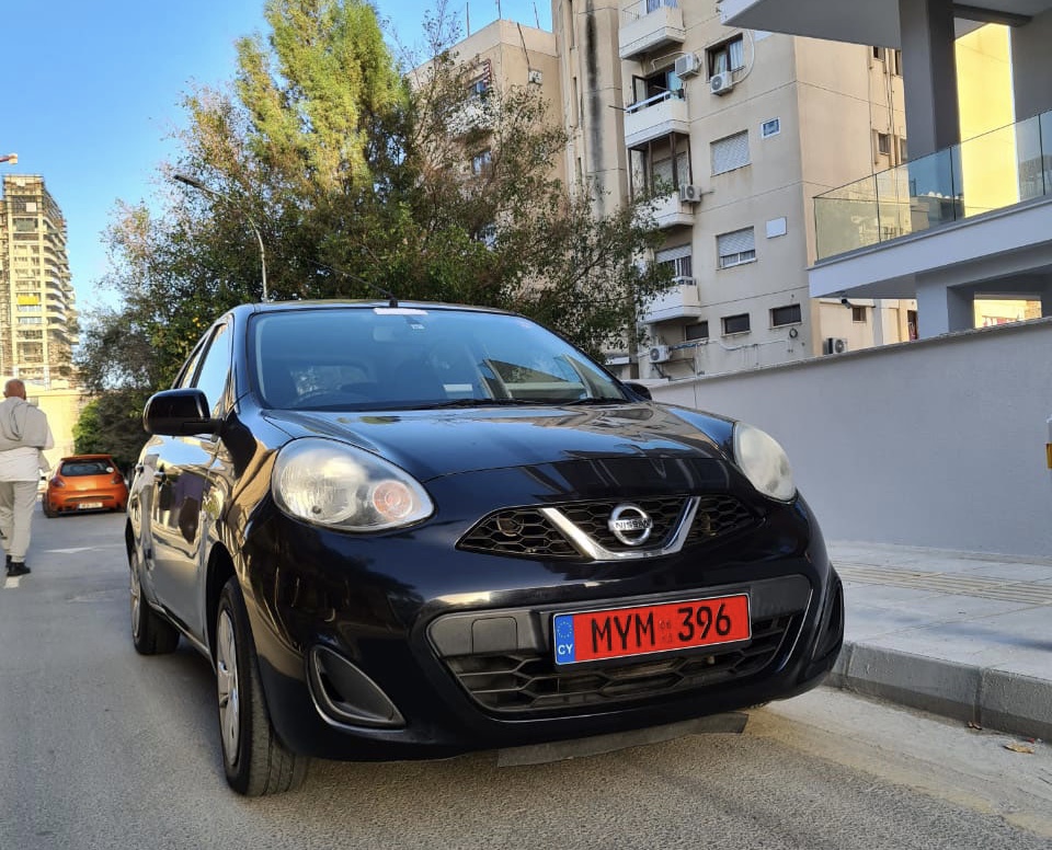 Nissan March или аналог на Кипре