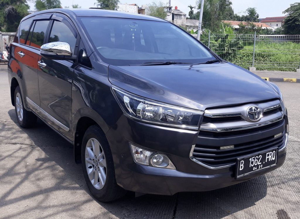 Toyota Inova Rebon автомат 2017-2020 или аналог в Денпасаре, Бали
