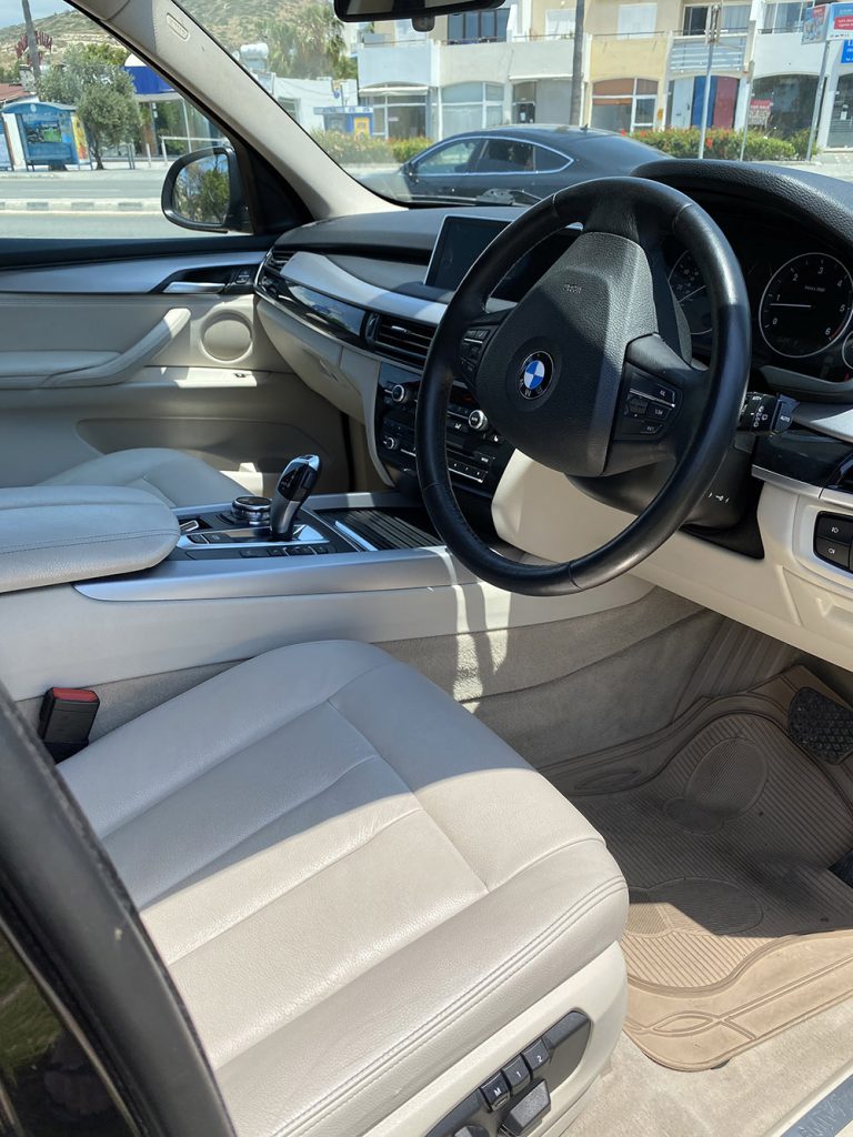 внедорожник BMW X5 или аналог на Кипре