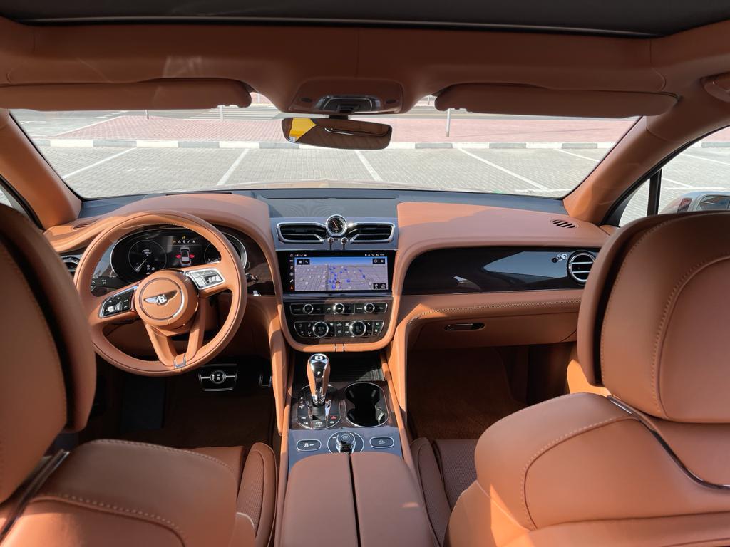 Bentley Bentayga 2021 в Дубаи, ОАЭ