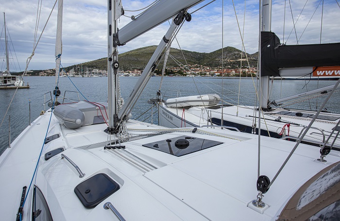 Яхта Elan 50 – Elysium I в Трогире, Хорватия