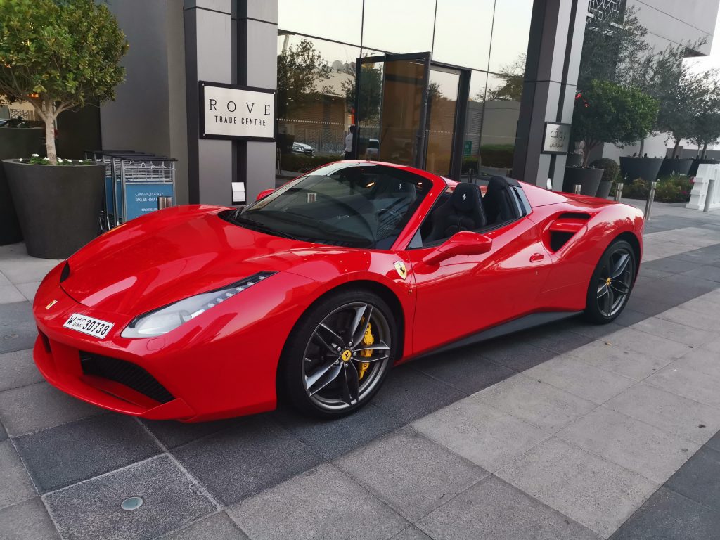 Ferrari 488 Spider 2018 в Дубаи, ОАЭ
