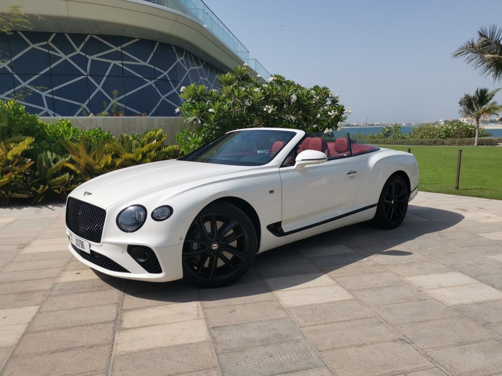 Bentley GTC cabrio 2021 в Дубаи, ОАЭ